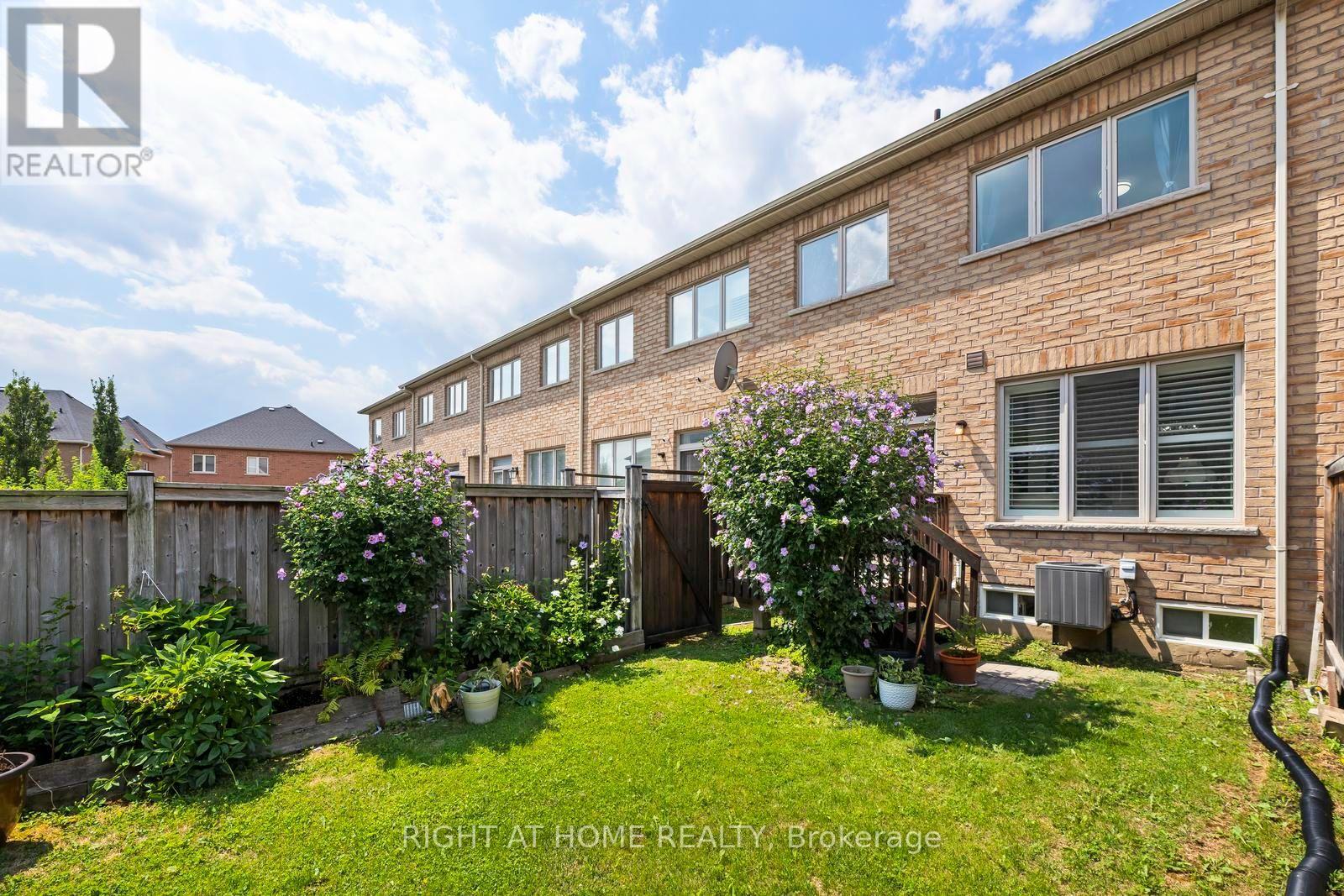 41 COASTLINE DRIVE - 37