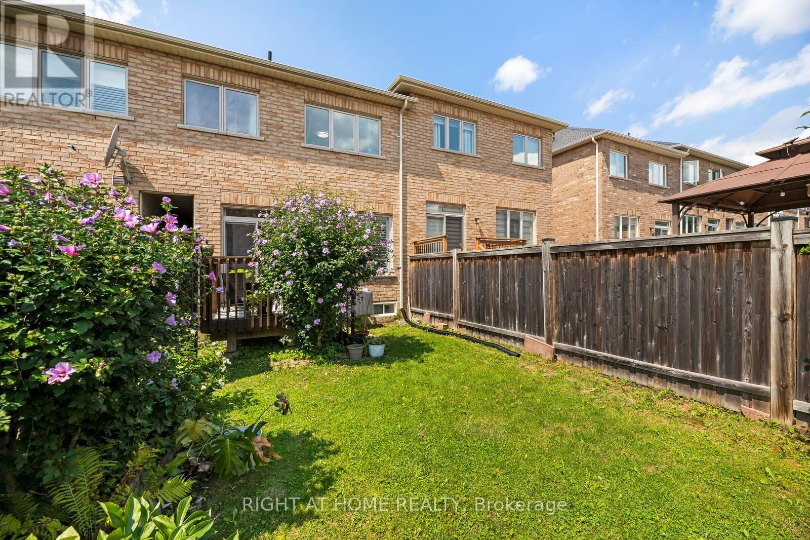 41 COASTLINE DRIVE - 39
