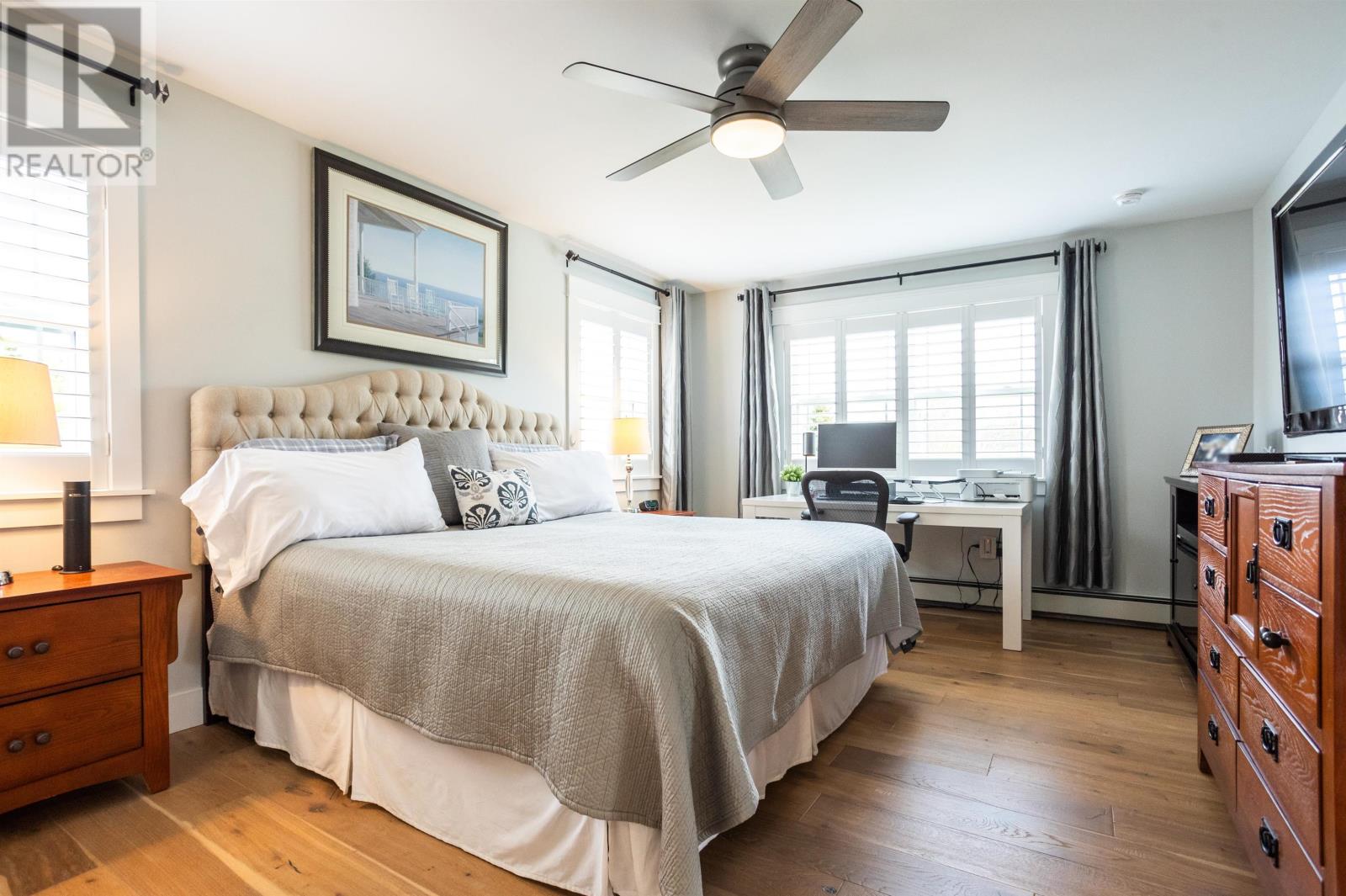 123 Beach Grove Road - Image 28