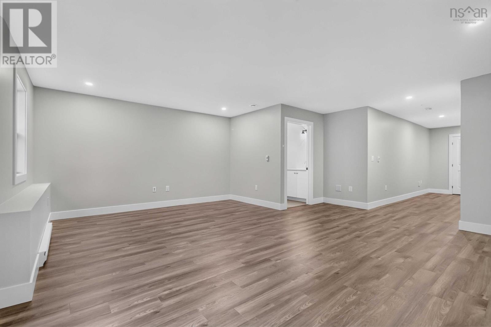 Property 36 of 43 of PC-41 33 Pearlgarden Close
