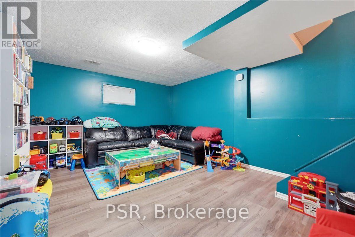 32 RICHMOND STREET - Image 23