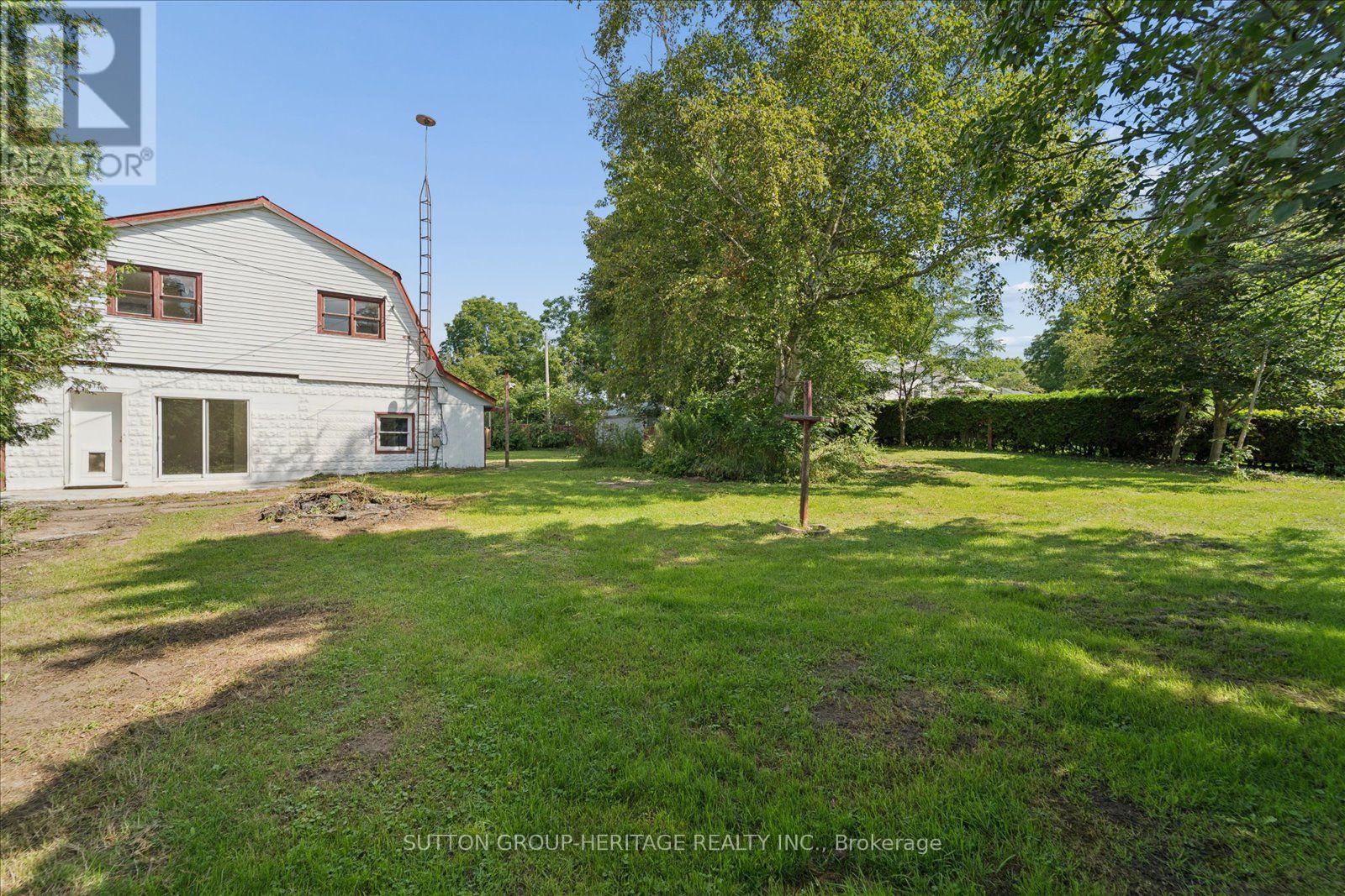 7949 MILL STREET - Image 37