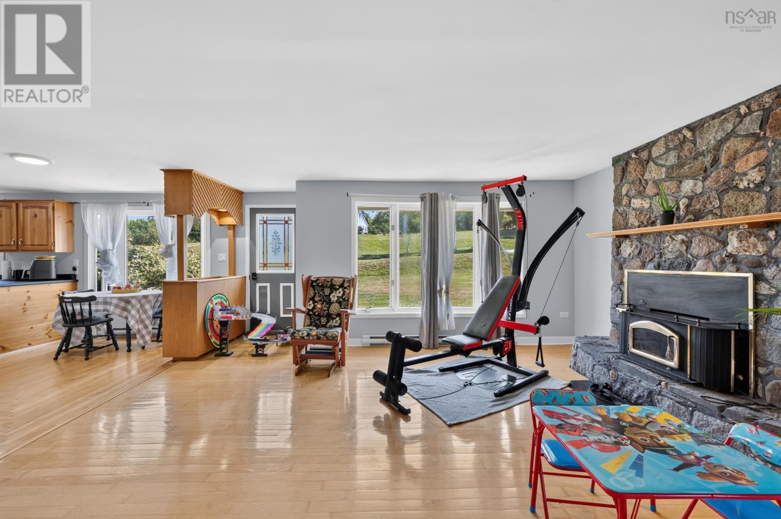 Property 20 of 43 of 3739 Shore Road W