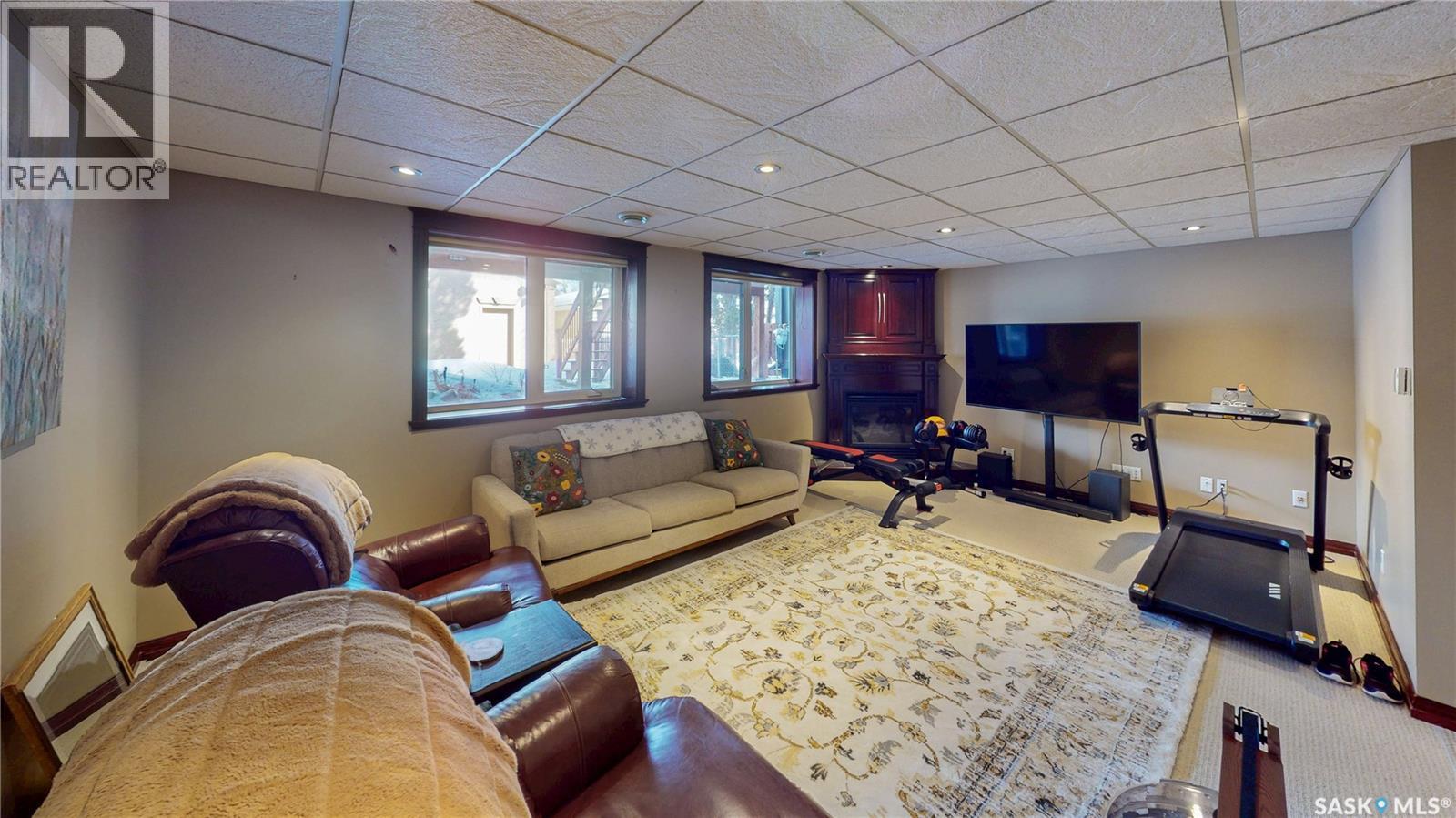 2830 Regina AVENUE - Image 36