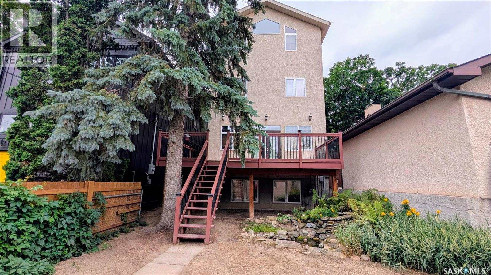 2830 Regina AVENUE - Image 47