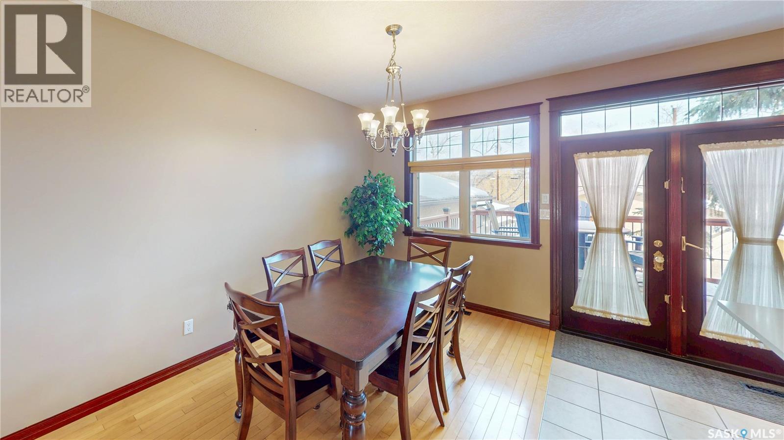 2830 Regina AVENUE - 8