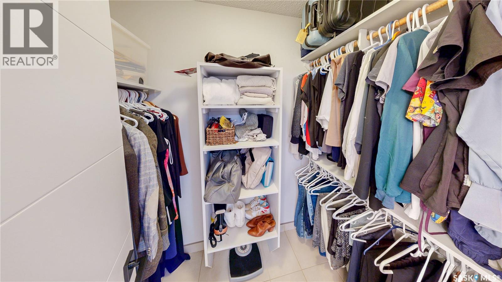 7551 BUTLER BAY - Image 36