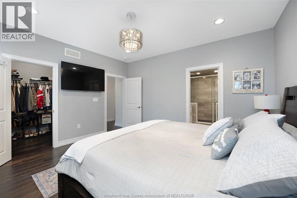 69 Conservation BOULEVARD - Image 19