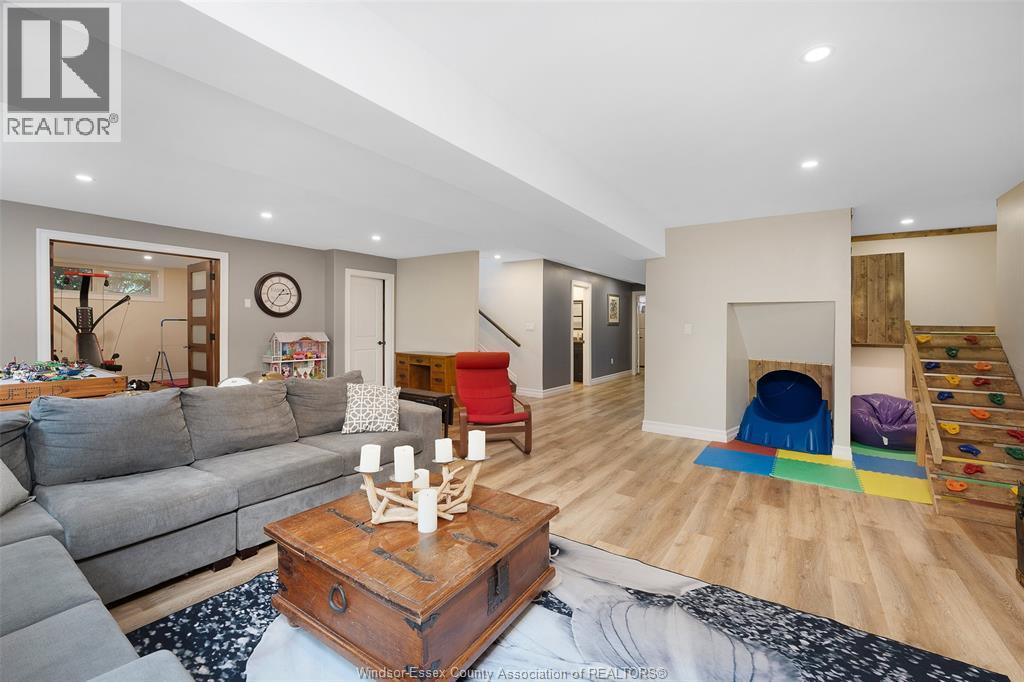 69 Conservation BOULEVARD - 28
