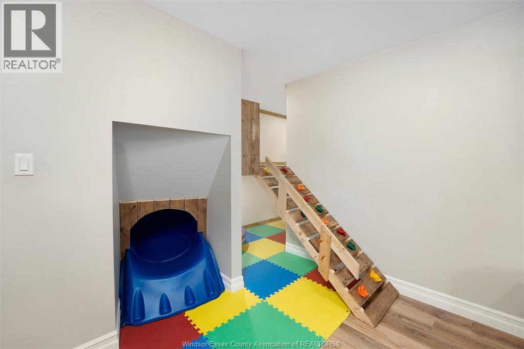 69 Conservation BOULEVARD - 29