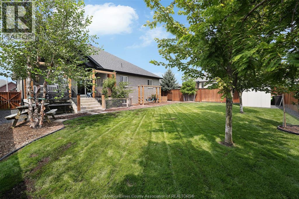 69 Conservation BOULEVARD - Image 34