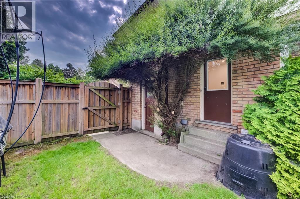 83 ROSSLINN Road - Image 47