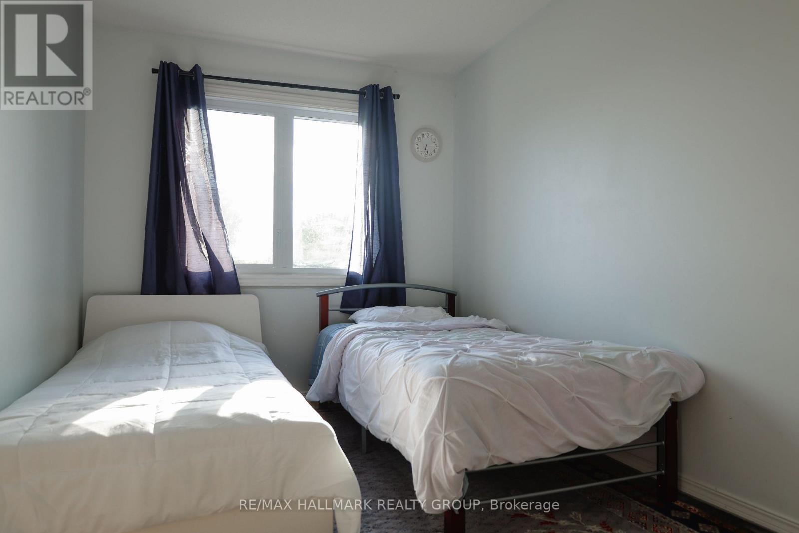 44 WINNEGREEN COURT - 22