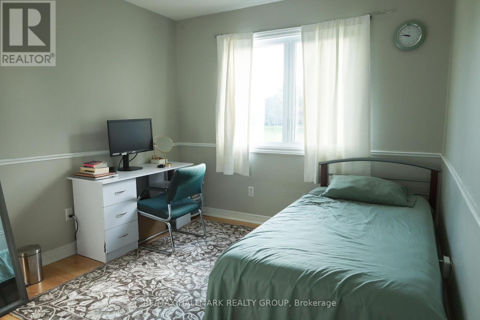 44 WINNEGREEN COURT - 23