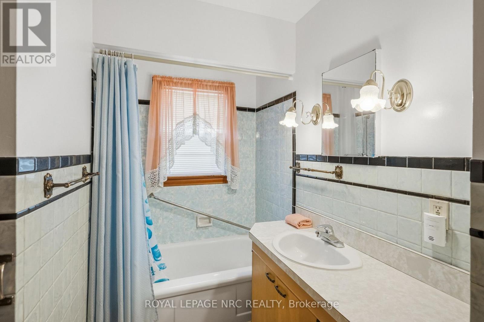 67 WALLACE AVENUE - Image 18