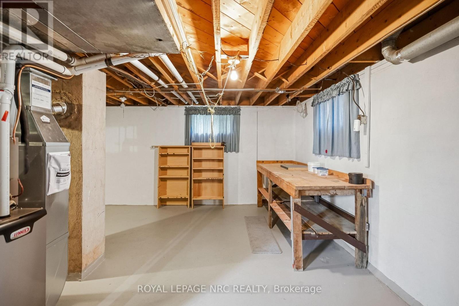 67 WALLACE AVENUE - 24