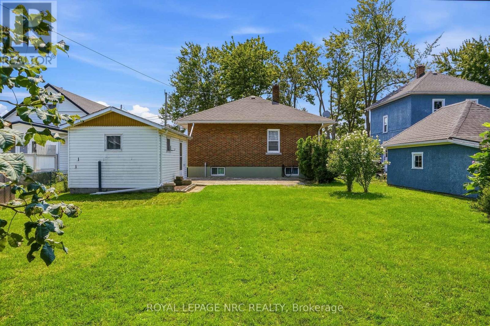 67 WALLACE AVENUE - 28