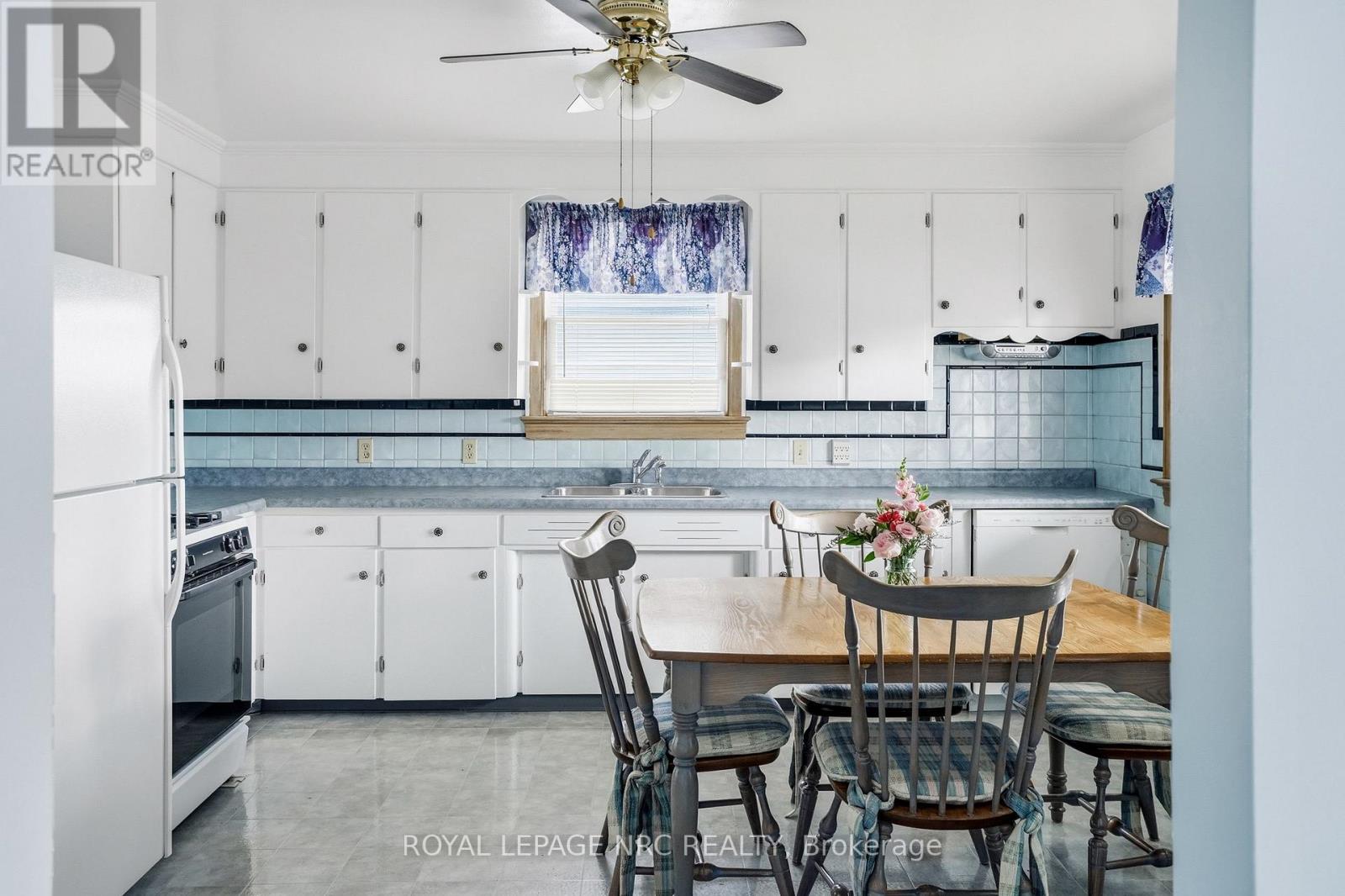 67 WALLACE AVENUE - 7