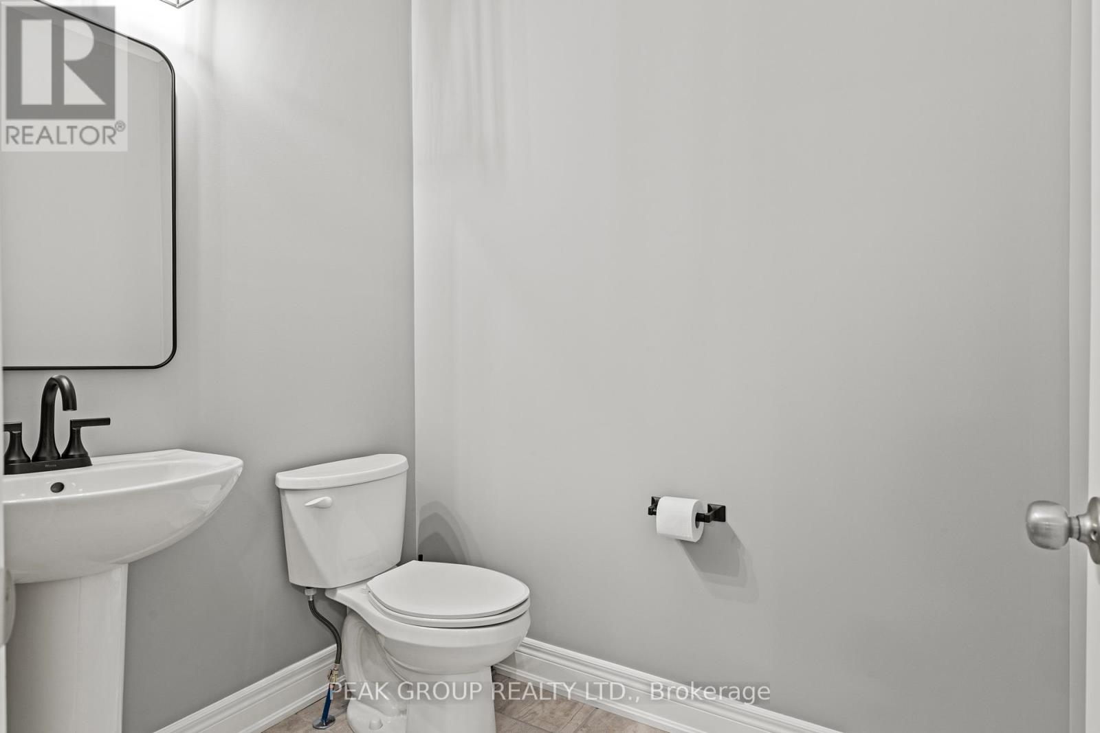 439 WILLIAMS CRESCENT - Image 17