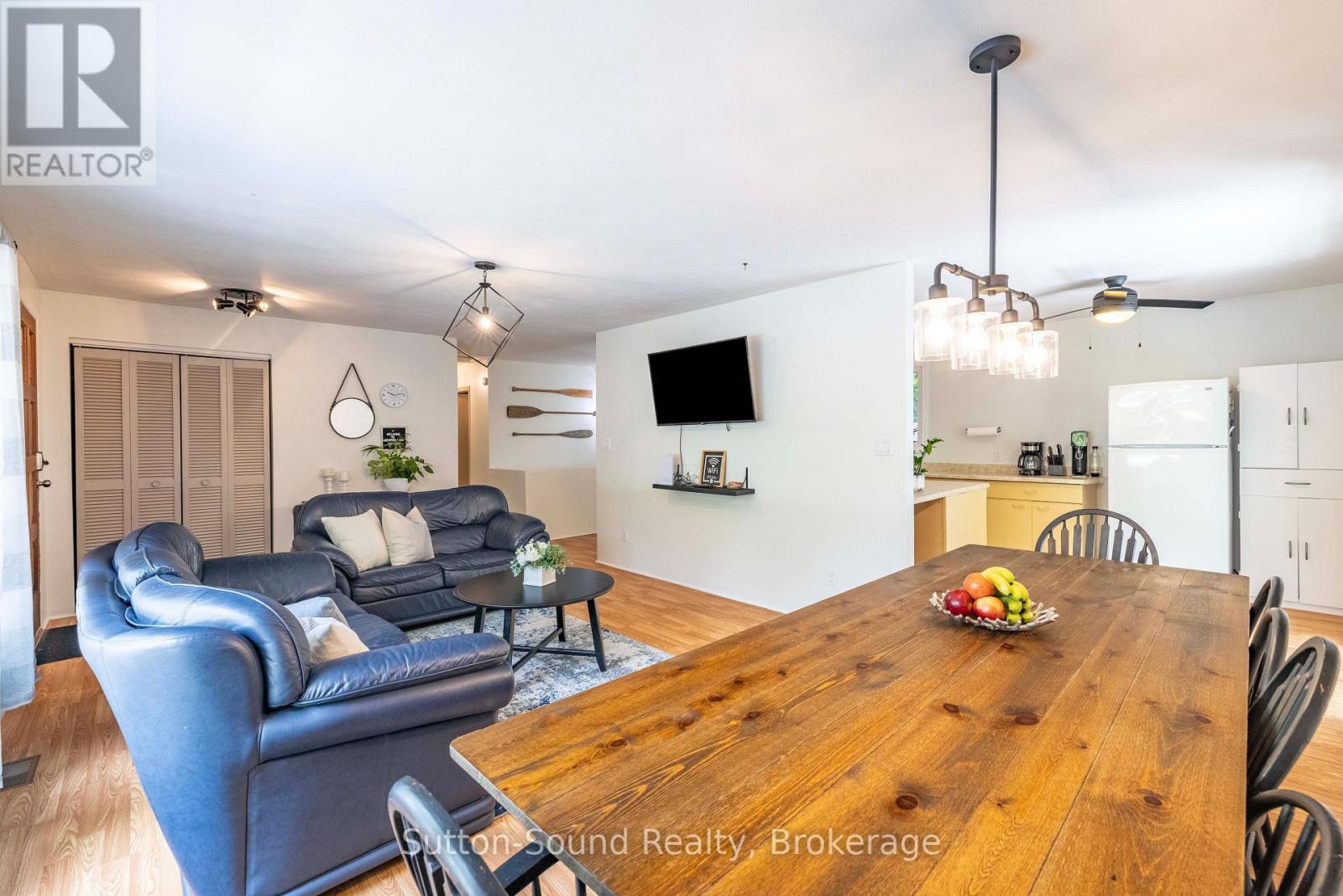 54 ROTH DRIVE - Image 10