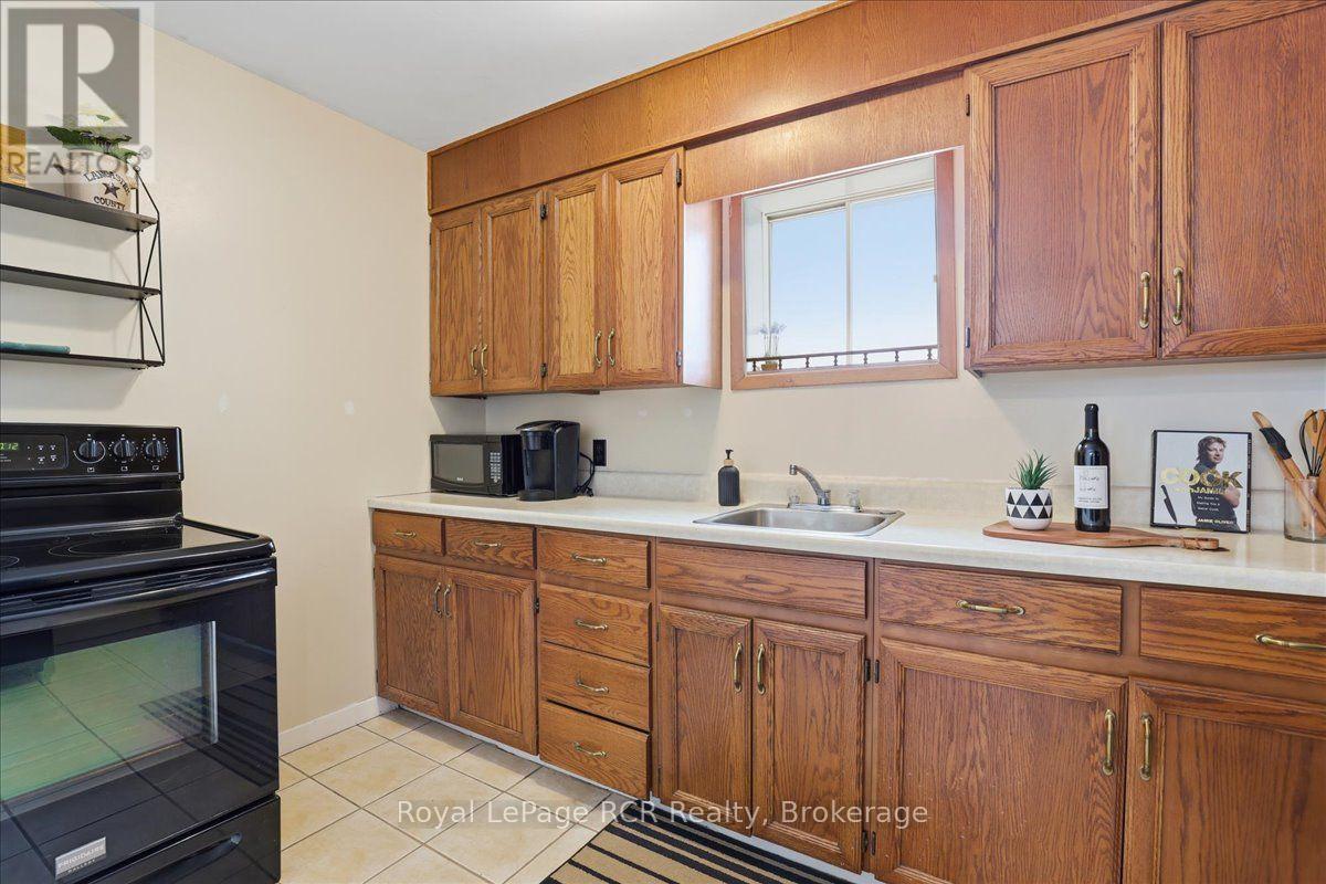 123007 SOUTHGATE RD 12 - Image 12