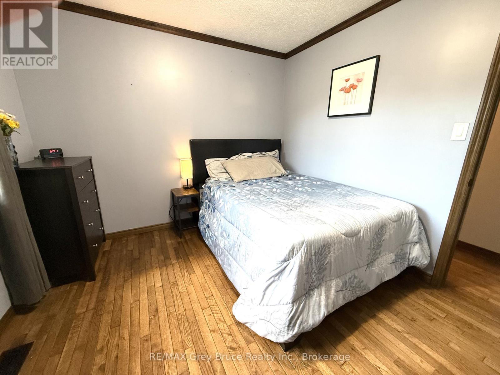 840 4TH STREET E - 14