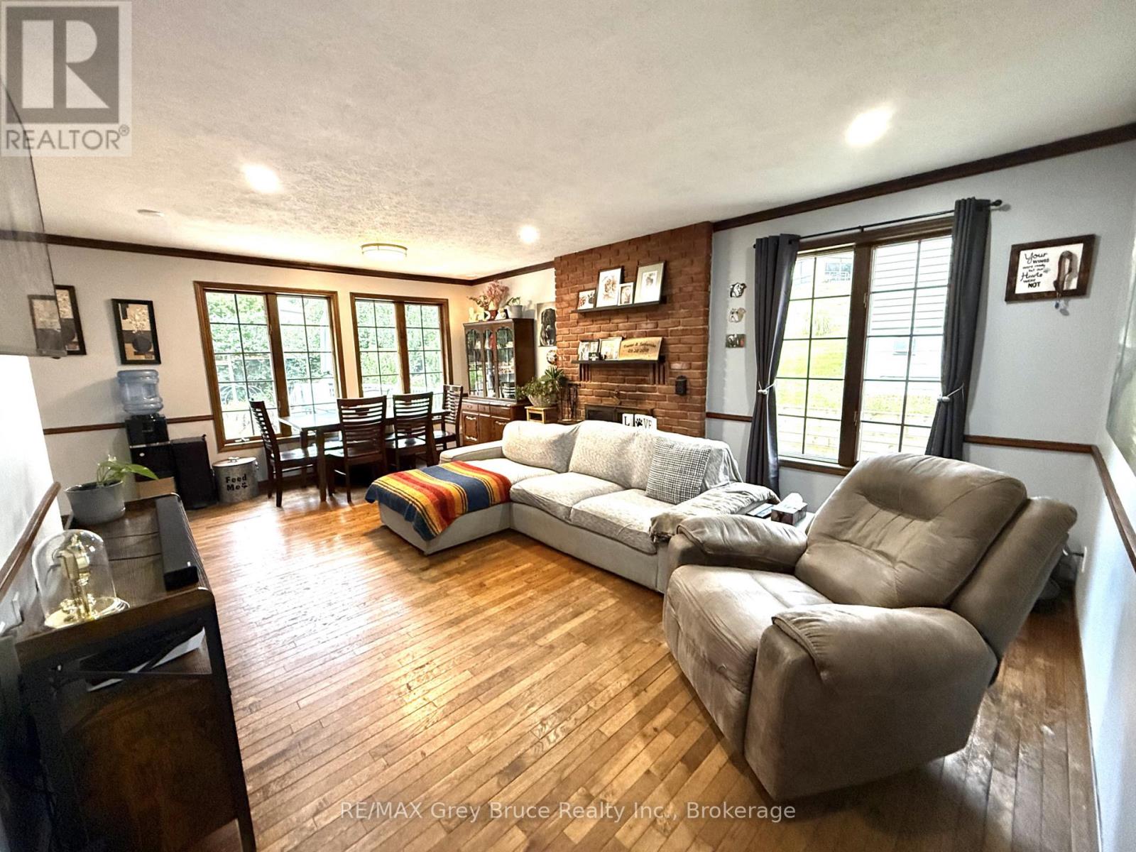 840 4TH STREET E - 2