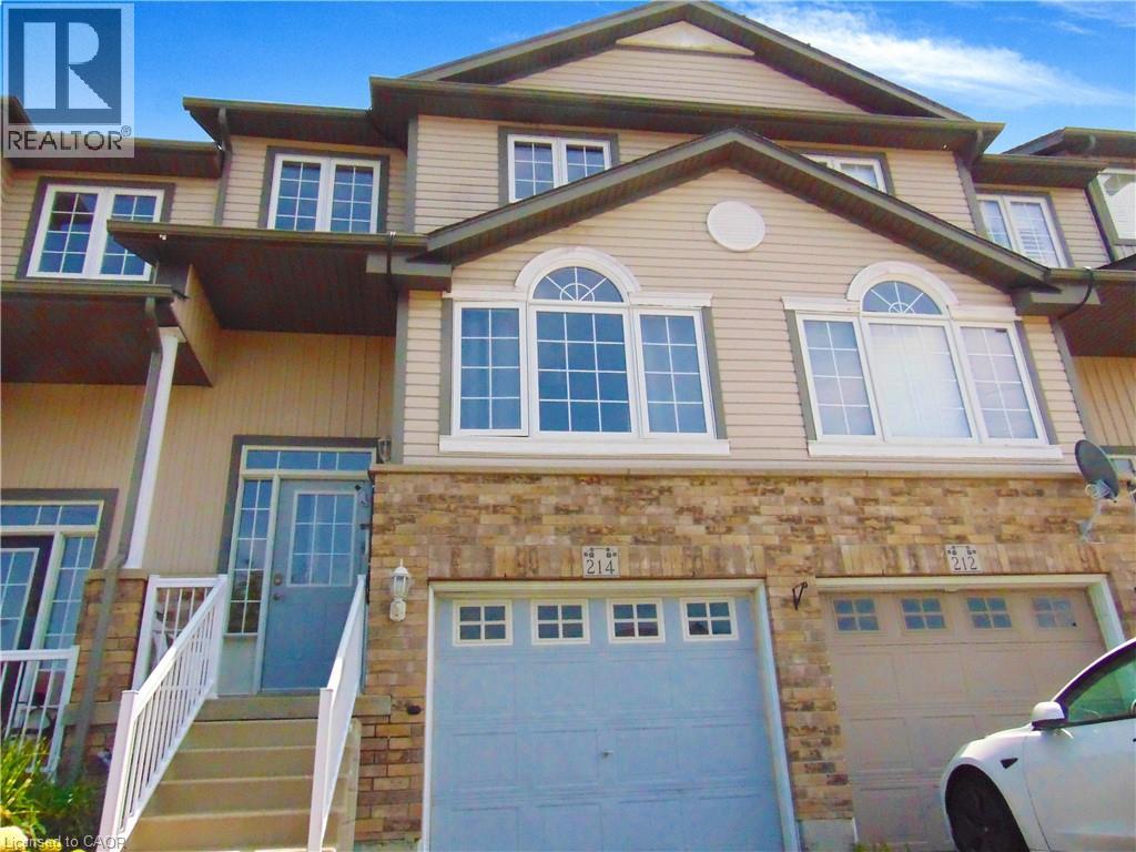 214 SNOWDROP Crescent — photo 2