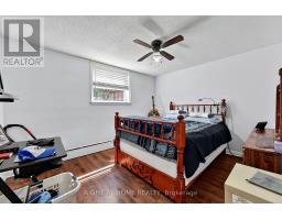 Bedroom - 137 Vancouver Street, Barrie, ON L4M4M5 Photo 10