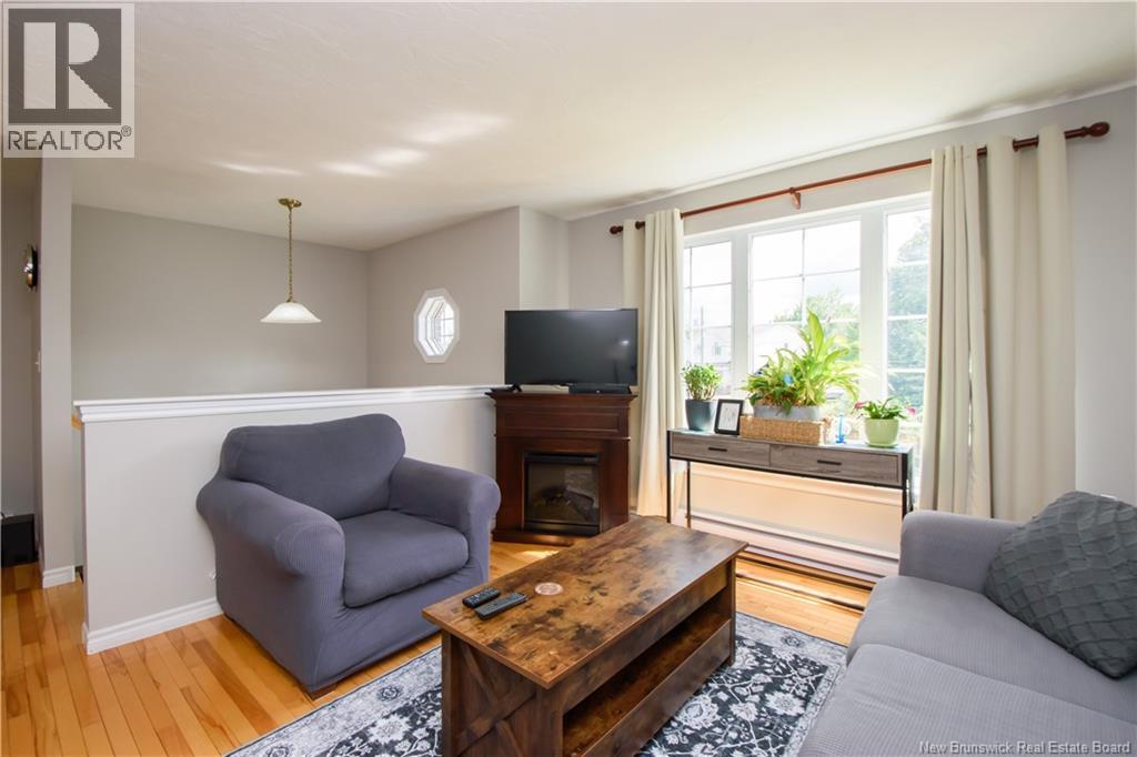 49 Armoyan Court - 16