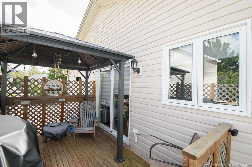 49 Armoyan Court - 38