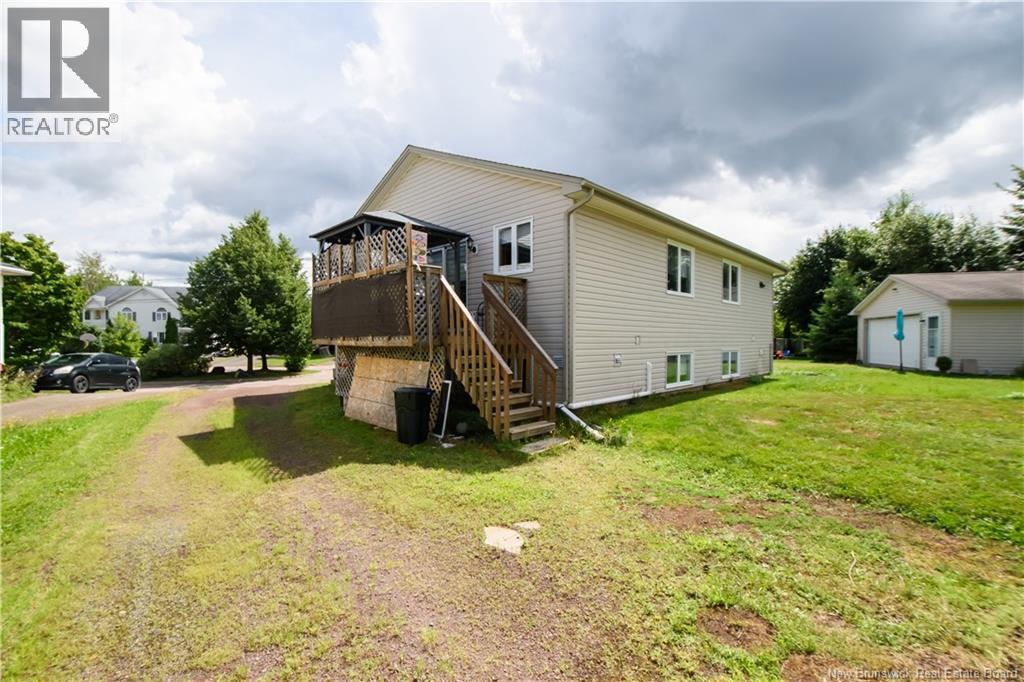 49 Armoyan Court - 39