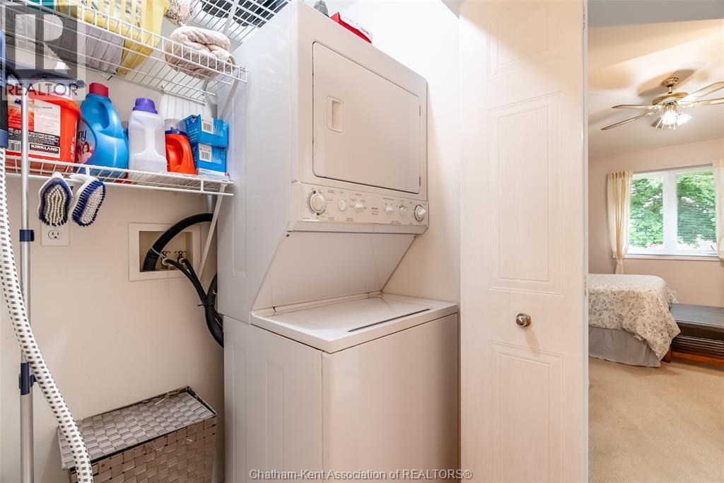 #24 154 Semenyn AVENUE - 15