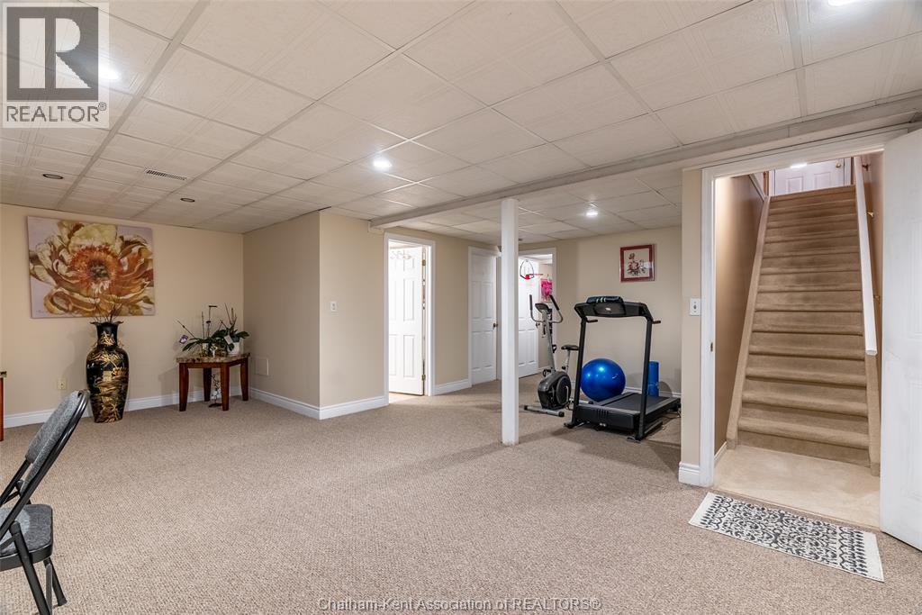 #24 154 Semenyn AVENUE - 19