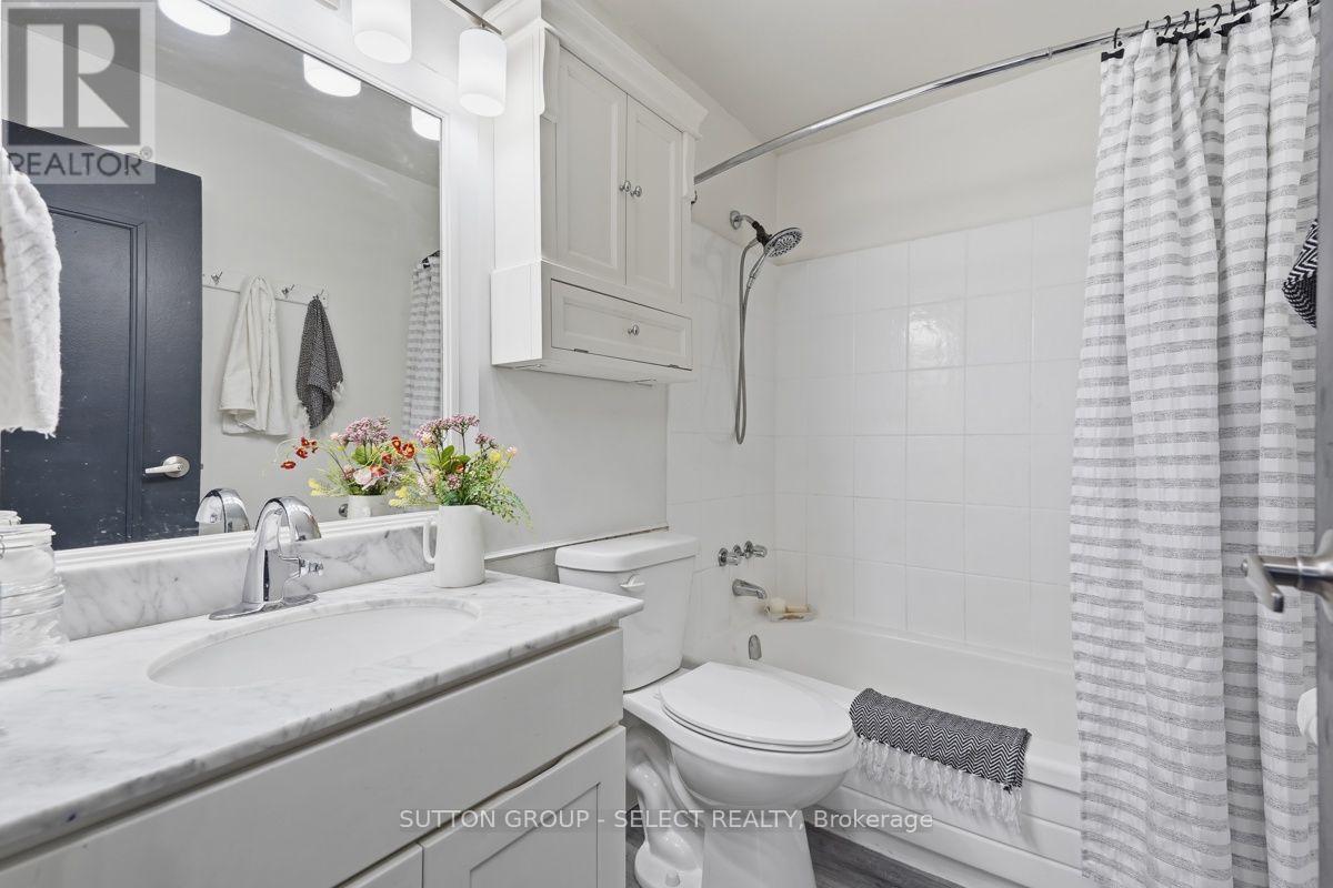#304 1582 ERNEST AVENUE - Image 28