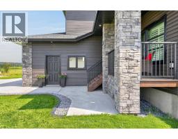 Living room - 55 Riverdale Bend, Whitecourt, AB T7S0G4 Photo 6