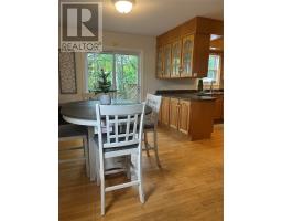 6 Marshall Crescent thumbnail 5