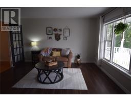 6 Marshall Crescent thumbnail 7