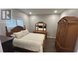 6 Island Pond Drive thumbnail 11