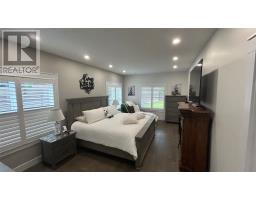 6 Island Pond Drive thumbnail 15