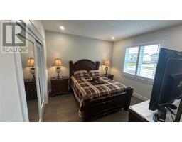 6 Island Pond Drive thumbnail 9