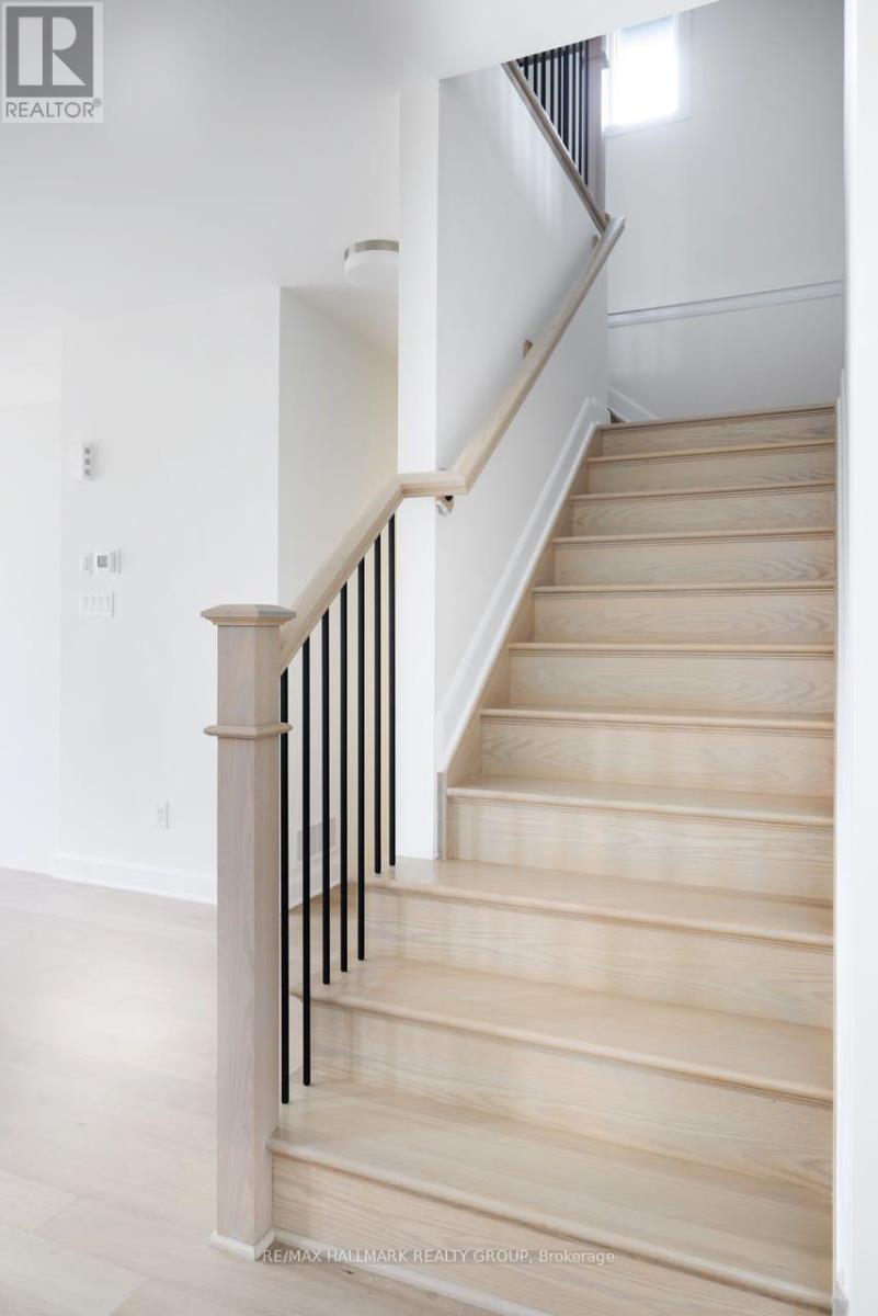 Images are to showcase builder finishes only.