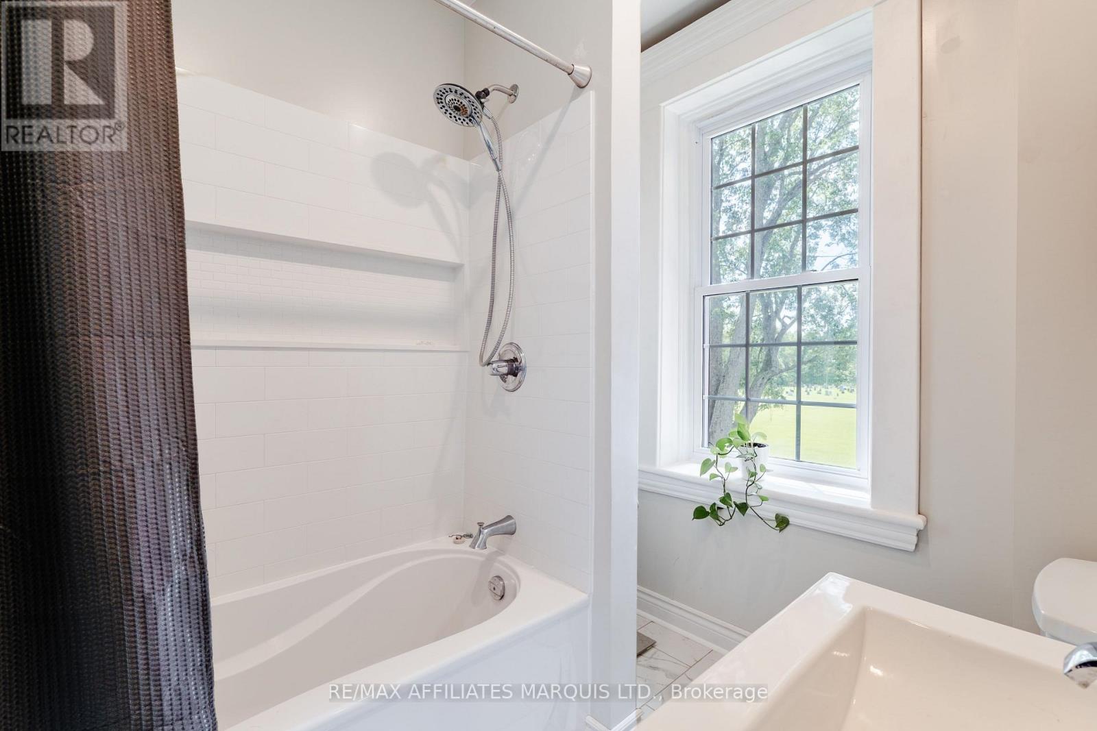 19084 KENYON CONCESSION RD 5 ROAD - 38