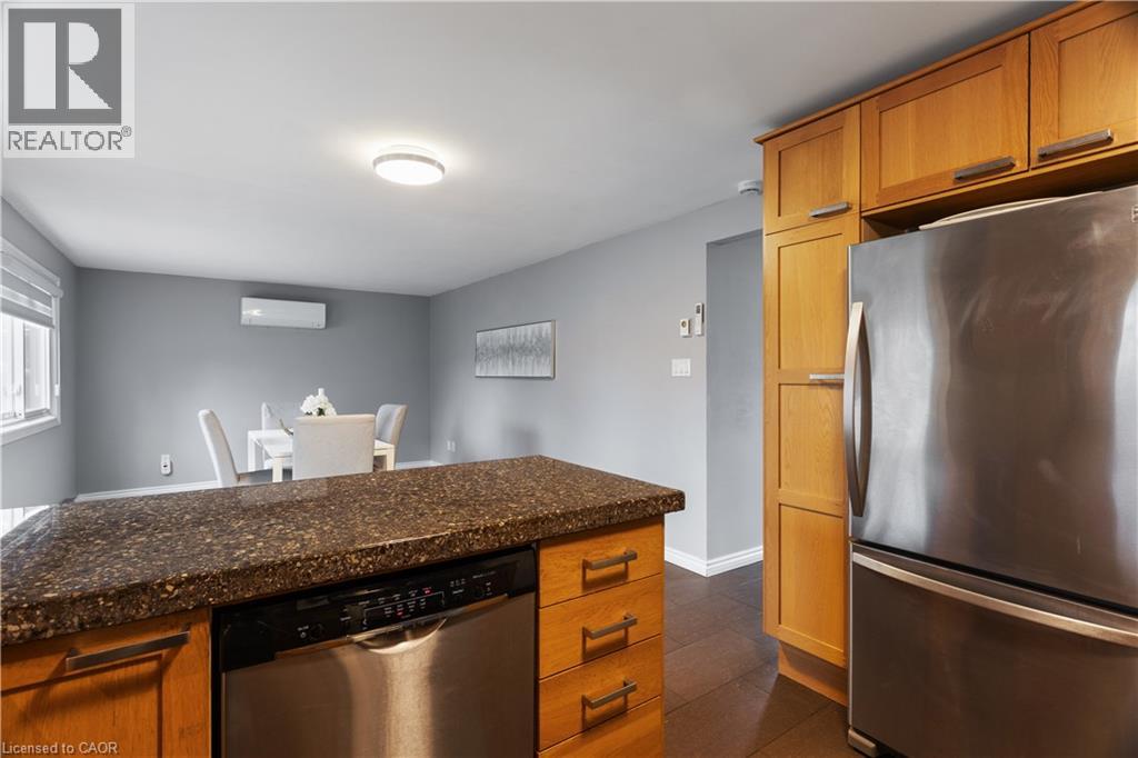 769 SCOTTSDALE Drive - 12