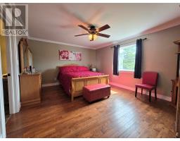 23 Westmount Road thumbnail 17