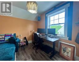 66 East Valley Road thumbnail 16