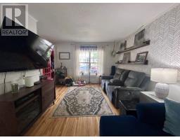 66 East Valley Road thumbnail 3
