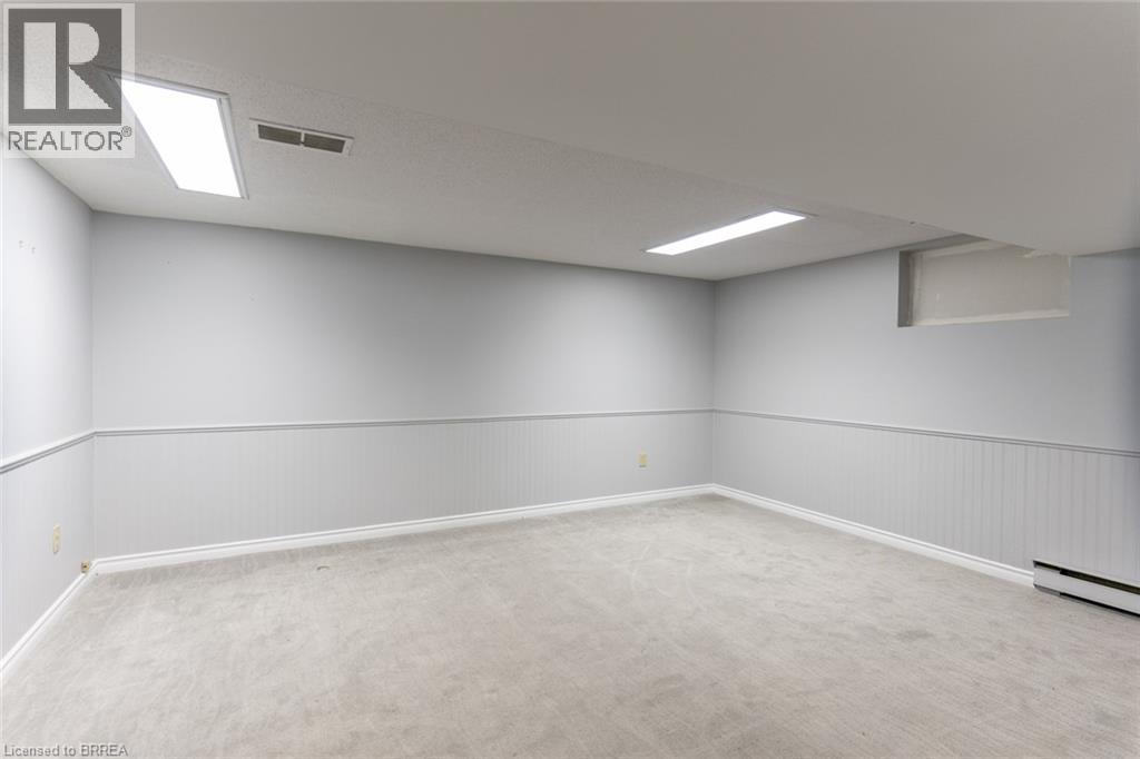30 PROCTOR Avenue - 26