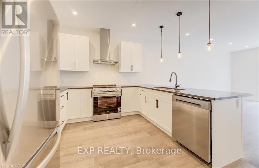 #103 12 WASHINGTON STREET - Image 3