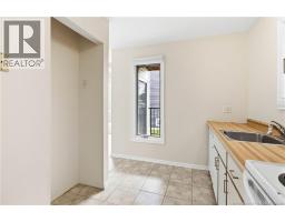 Living room/Dining room - 72 Kendra Unit #1 Street, Moncton, NB E1C4J9 Photo 6